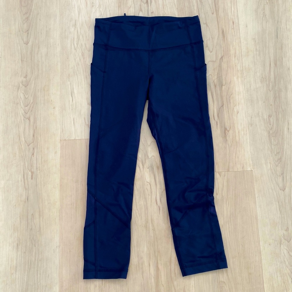 Lululemon Pace Rival Crop Mesh Detail Leggings.